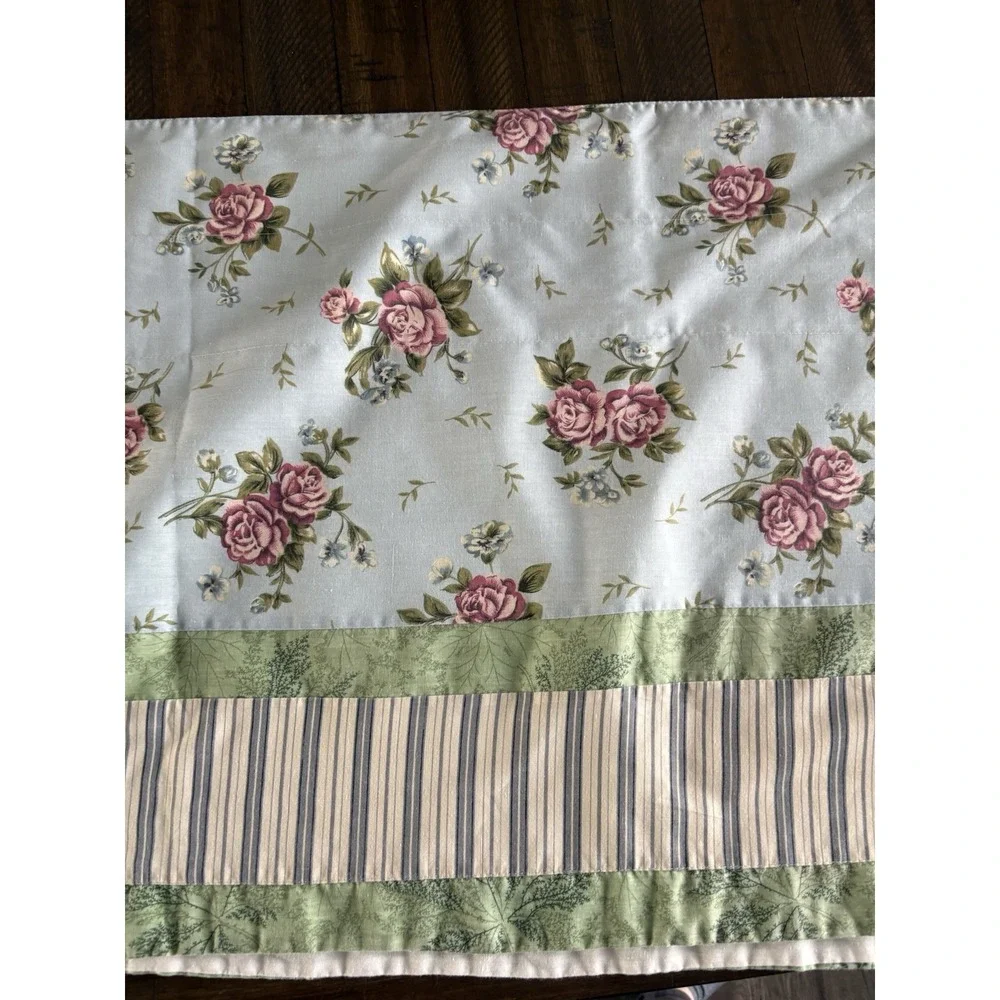 1 VTG JCPenney Blue Roses Spring Valance Floral Ticking 82